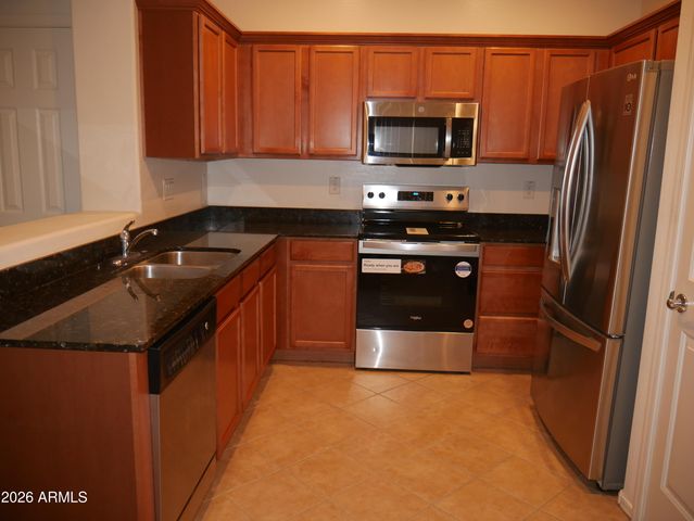 2680 N 73RD Glen, Phoenix, AZ 85035