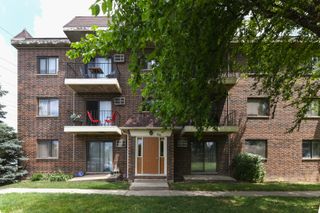 953 N Rohlwing Road GB, Addison, IL 60101