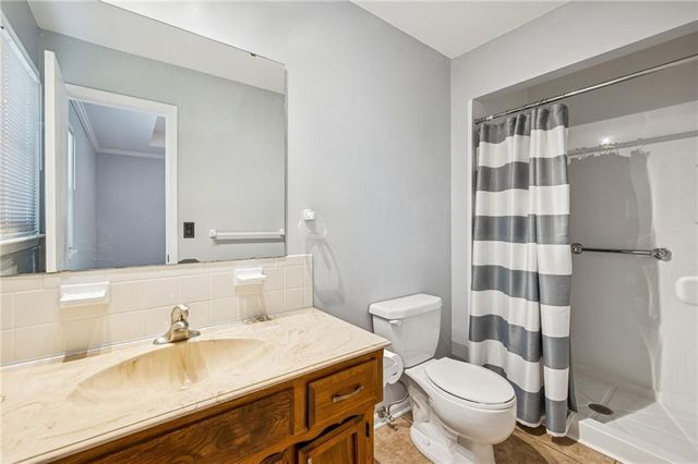 15918 W 136th Terrace, Olathe, KS 66062