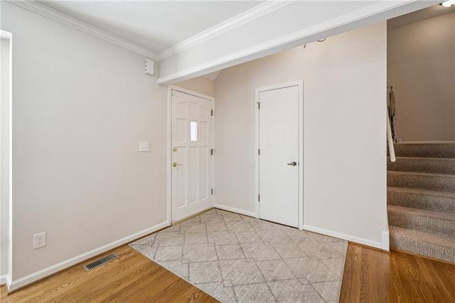 15918 W 136th Terrace, Olathe, KS 66062