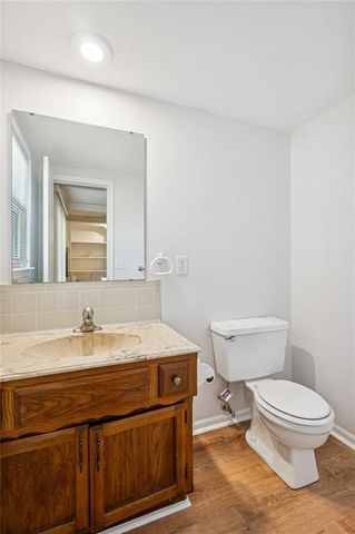 15918 W 136th Terrace, Olathe, KS 66062