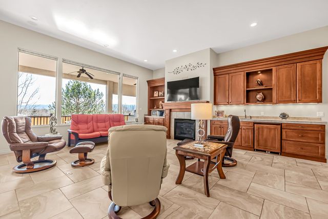 2277 Autumn Ash Avenue, Grand Junction, CO 81506