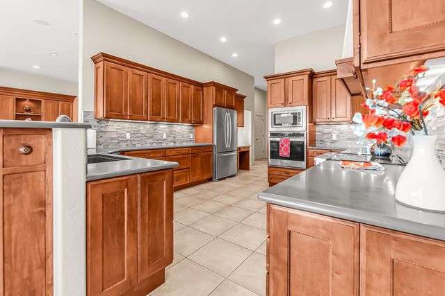 2277 Autumn Ash Avenue, Grand Junction, CO 81506