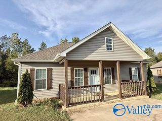 88 Spring Valley Drive, Danville, AL 35619