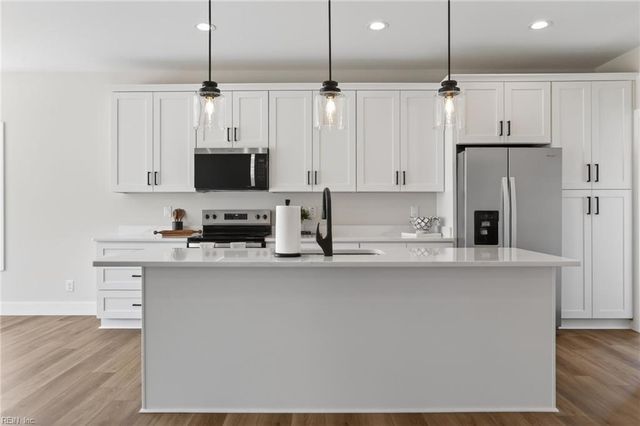 109 Queens LN, Franklin, VA 23851
