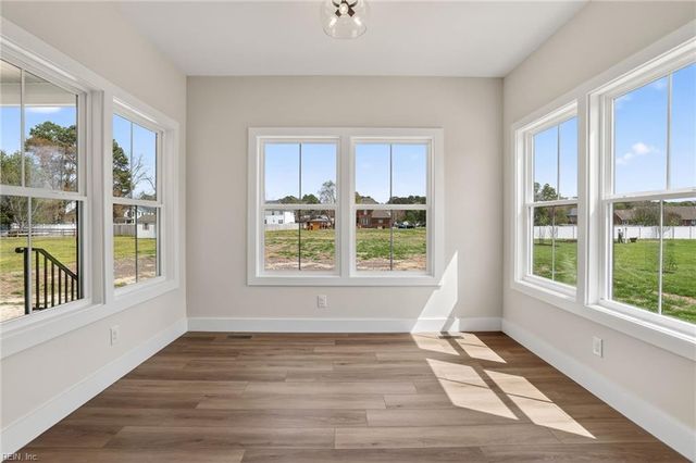 109 Queens LN, Franklin, VA 23851