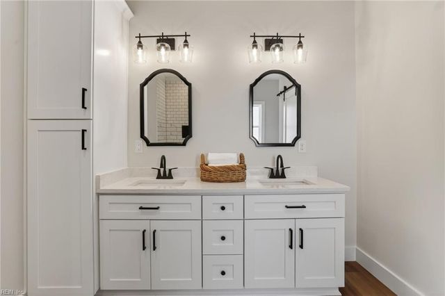 109 Queens LN, Franklin, VA 23851
