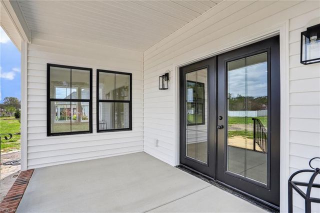 109 Queens LN, Franklin, VA 23851