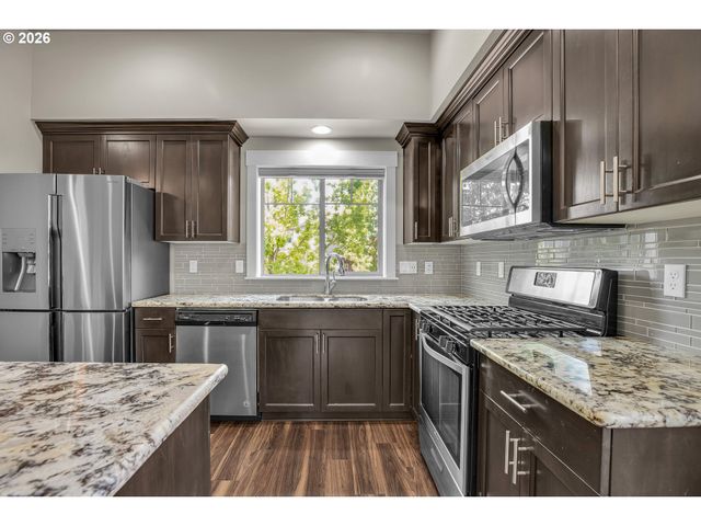 15366 Se ECKERT Ln, Damascus, OR 97089