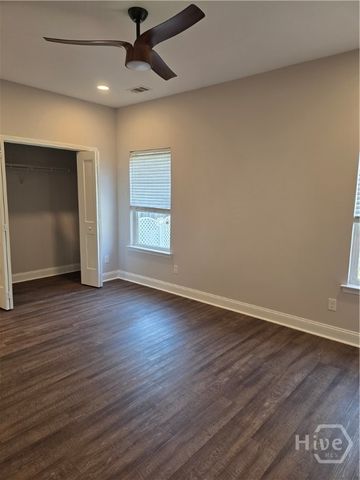 29 Travis Street, Savannah, GA 31406