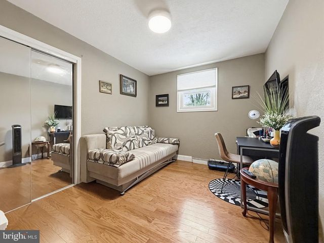 254 ALLEN LN, Warminster, PA 18974