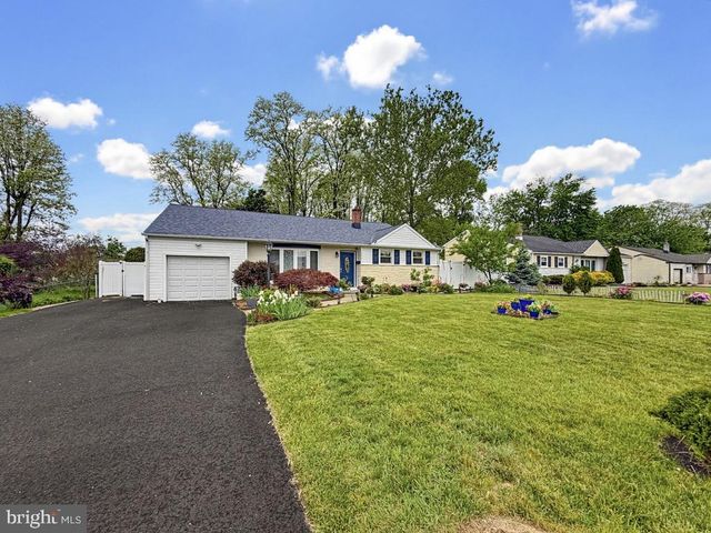 254 ALLEN LN, Warminster, PA 18974