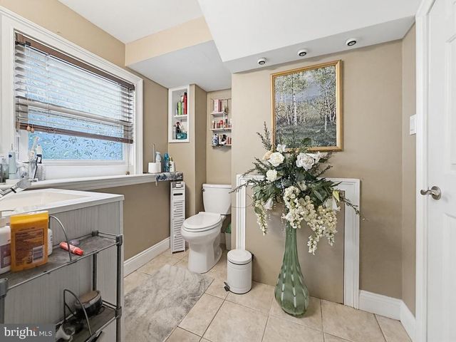 254 ALLEN LN, Warminster, PA 18974