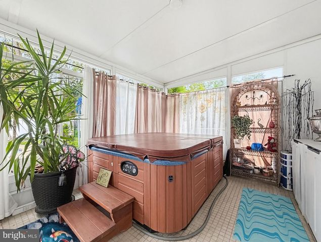 254 ALLEN LN, Warminster, PA 18974