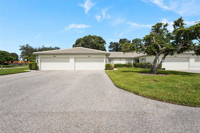 3032 RINGWOOD MEADOW 17, Sarasota, FL 34235