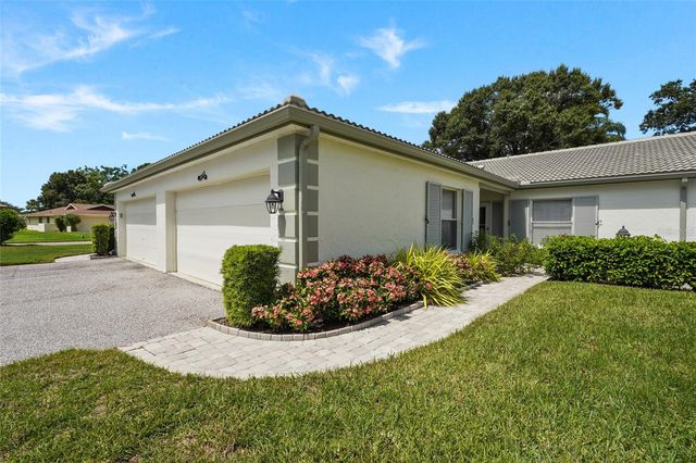 3032 RINGWOOD MEADOW 17, Sarasota, FL 34235