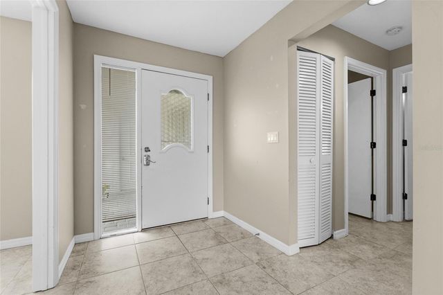 3032 RINGWOOD MEADOW 17, Sarasota, FL 34235