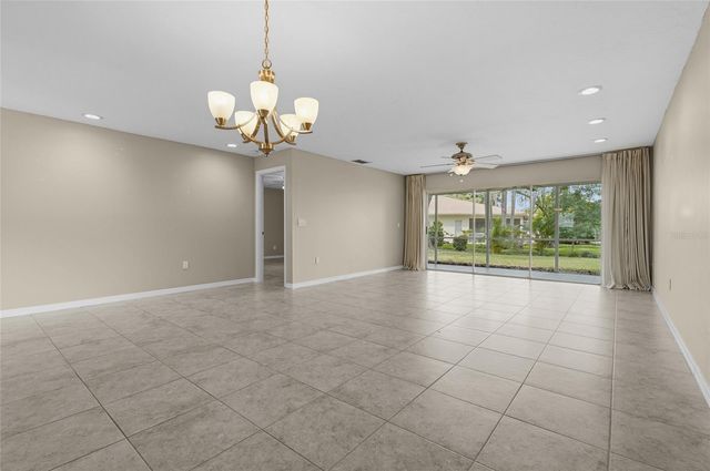 3032 RINGWOOD MEADOW 17, Sarasota, FL 34235