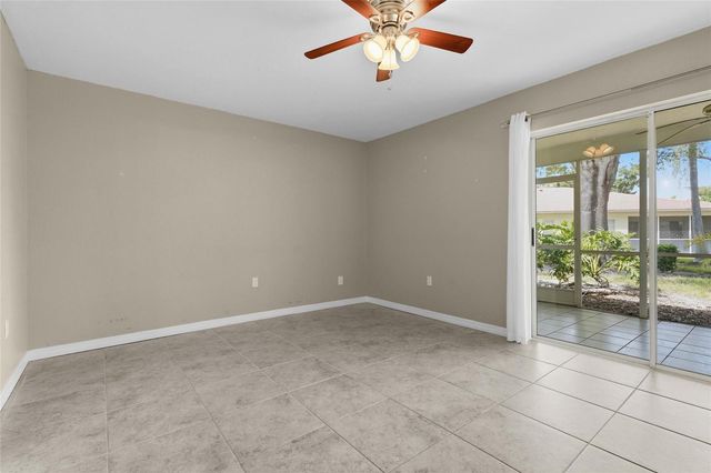 3032 RINGWOOD MEADOW 17, Sarasota, FL 34235