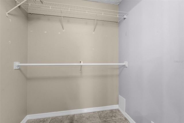 3032 RINGWOOD MEADOW 17, Sarasota, FL 34235