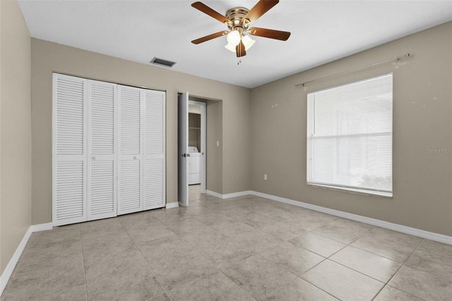 3032 RINGWOOD MEADOW 17, Sarasota, FL 34235