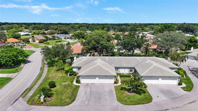 3032 RINGWOOD MEADOW 17, Sarasota, FL 34235