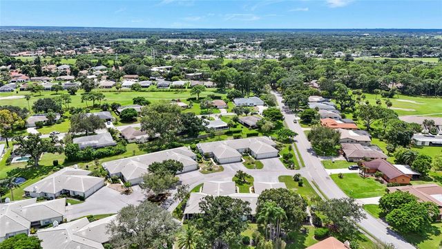3032 RINGWOOD MEADOW 17, Sarasota, FL 34235