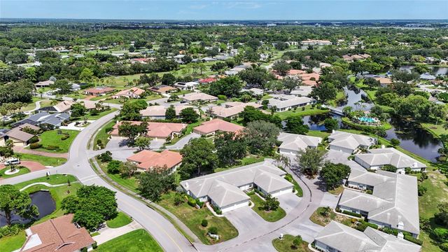 3032 RINGWOOD MEADOW 17, Sarasota, FL 34235