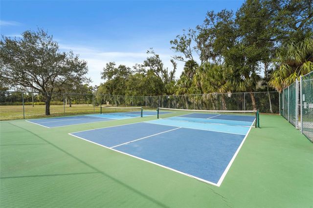 3032 RINGWOOD MEADOW 17, Sarasota, FL 34235