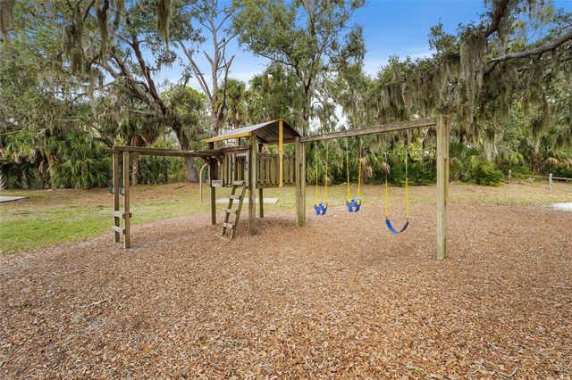 3032 RINGWOOD MEADOW 17, Sarasota, FL 34235
