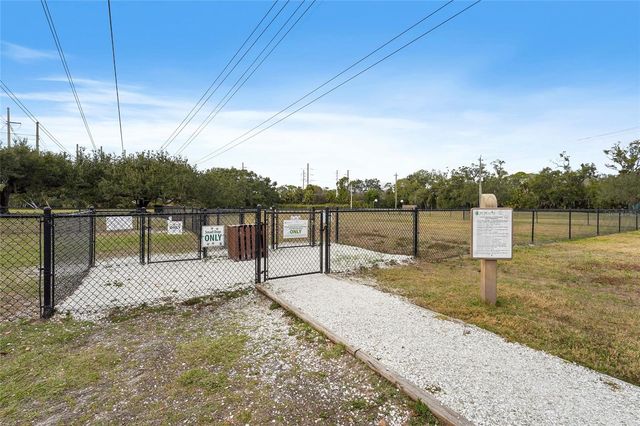 3032 RINGWOOD MEADOW 17, Sarasota, FL 34235