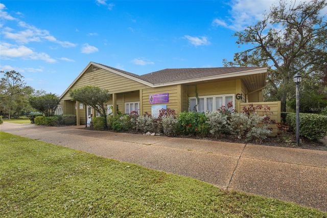 3032 RINGWOOD MEADOW 17, Sarasota, FL 34235
