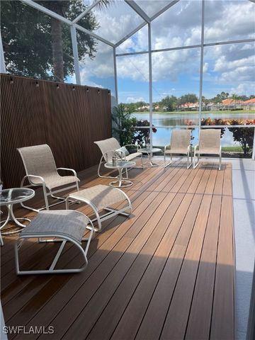 5477 Freeport LN, Naples, FL 34119