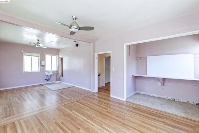 2944 Webster St, Oakland, CA 94609