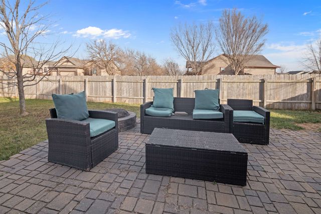 11002 W Havenhurst St, Maize, KS 67101