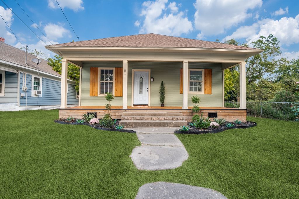 811 S 18th Street, Corsicana, TX 75110