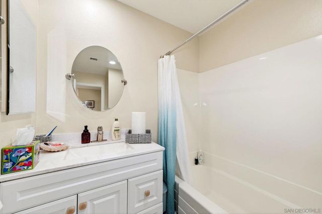 16667 Diaz Dr, San Diego, CA 92128