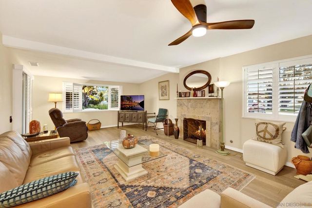 16667 Diaz Dr, San Diego, CA 92128