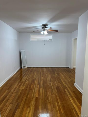63rd Ave 63 2G, Forest Hills, NY 11375