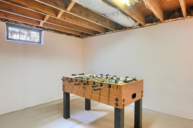 32 Washington Avenue Extension, Hyannis, MA 02601