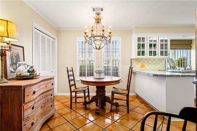 202 SWEET BRIAR Drive, Alexandria, LA 71303