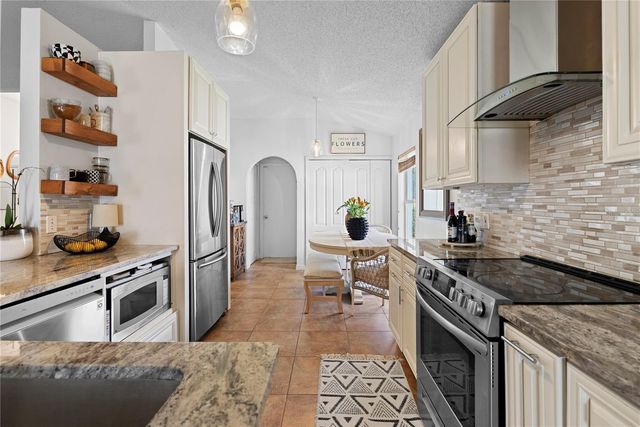 234 GRAND ROYAL CIRCLE, Winter Garden, FL 34787