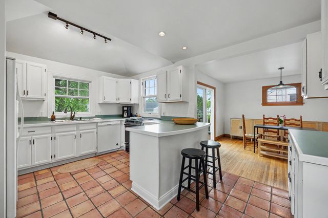 111 Morse Road, Columbus, OH 43214
