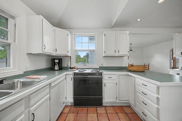 111 Morse Road, Columbus, OH 43214