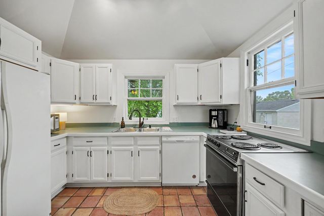 111 Morse Road, Columbus, OH 43214