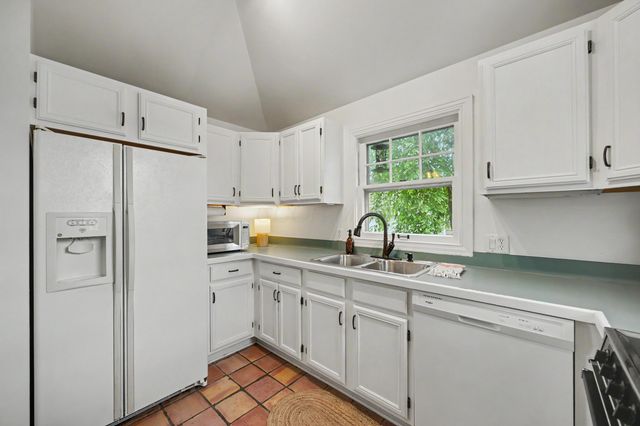 111 Morse Road, Columbus, OH 43214