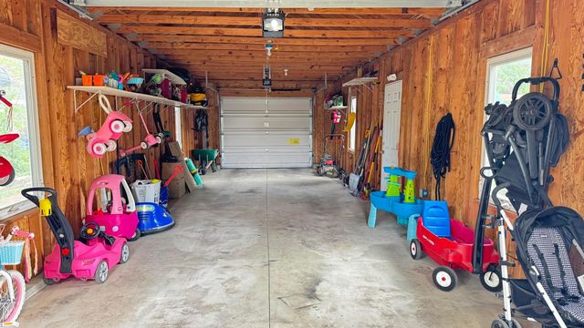 111 Morse Road, Columbus, OH 43214