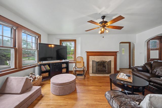 111 Morse Road, Columbus, OH 43214