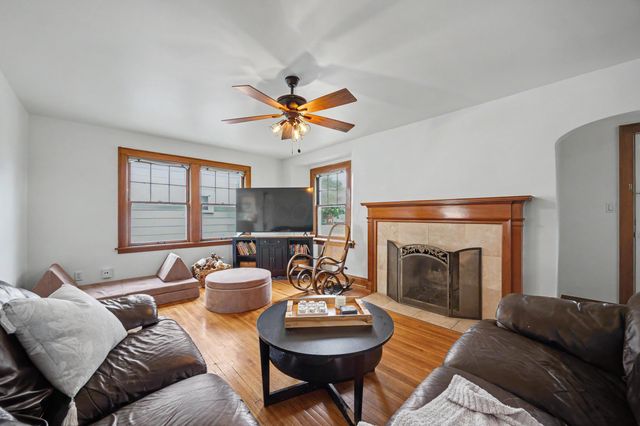 111 Morse Road, Columbus, OH 43214