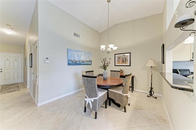 7201 29TH AVE DR W 303, Bradenton, FL 34209